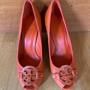 Tory Burch Orange Leather Logo Wedge Peep Toe Pump